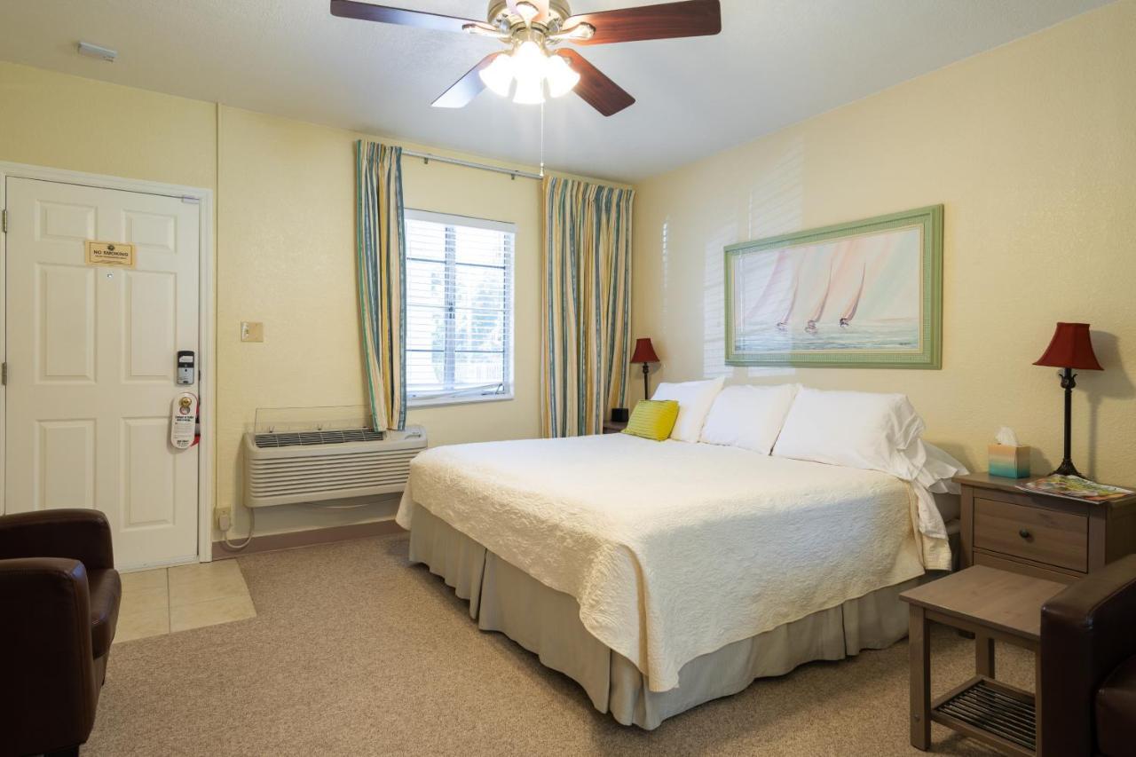 Mar Bay Exclusive Suites Safety Harbor Εξωτερικό φωτογραφία